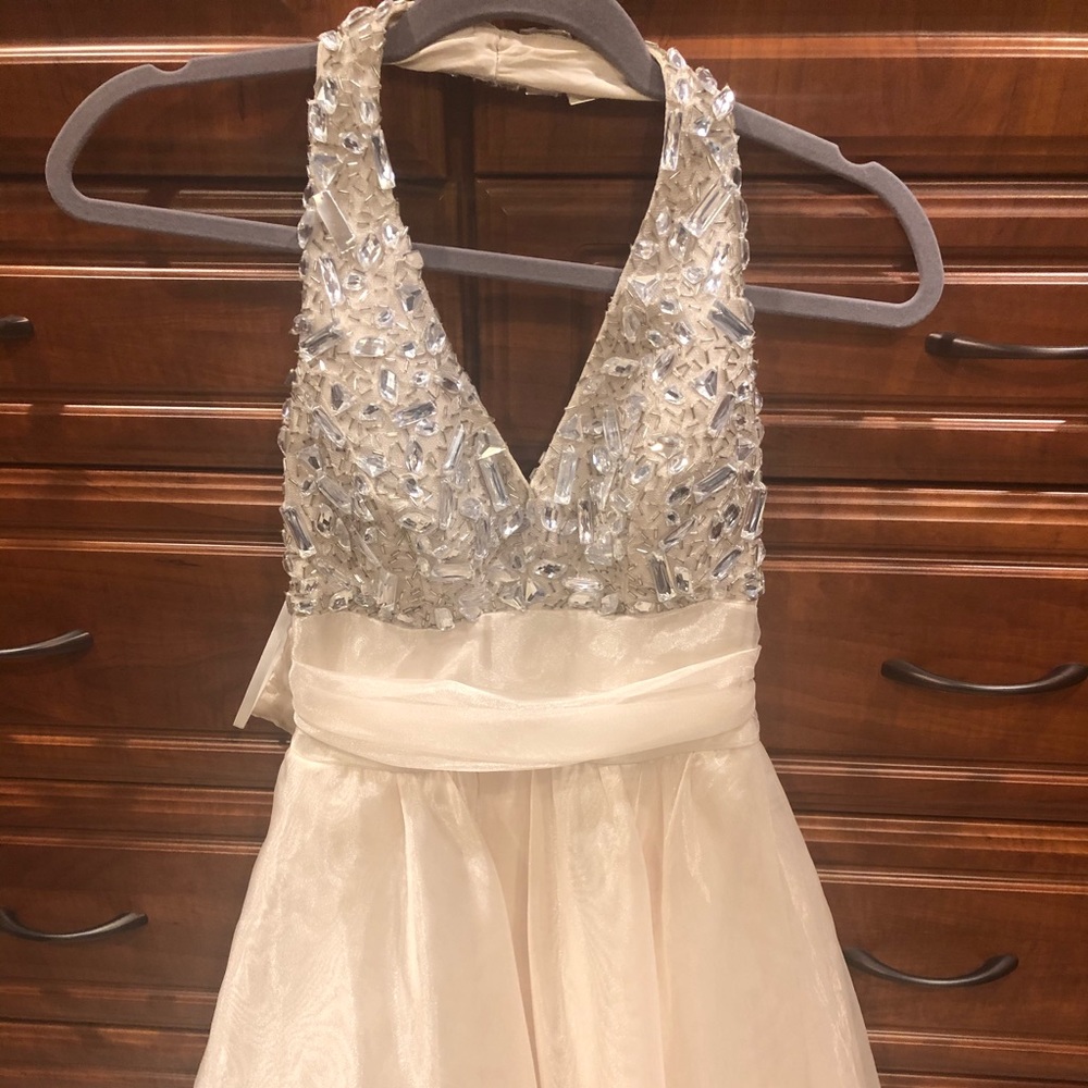 Size 4 Windsor halter Dress